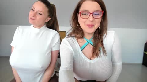Snapshot of milkykandy chatting on March 8, 2026, 7:12 am Livia online show from March 8, 2026, 7:12 am