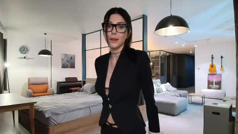 milla bella online show from February 23, 2026, 9:12 pm