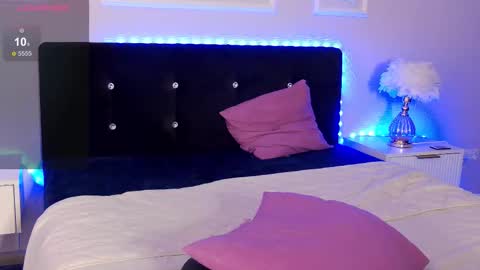 Snapshot of milla_cali chatting on November 5, 2025, 5:18 am milla_cali online show from November 5, 2025, 5:18 am