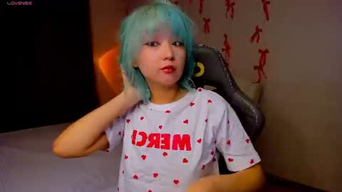 Snapshot of milla_waves chatting on July 1, 2026, 1:13 pm Milla or just Mi online show from July 1, 2026, 1:13 pm