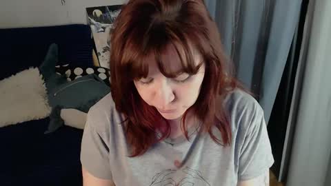 Snapshot of millapoolys chatting on June 5, 2026, 7:19 pm Milla online show from June 5, 2026, 7:19 pm