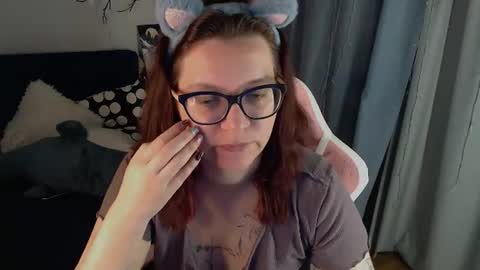 Snapshot of millapoolys chatting on June 11, 2026, 2:04 pm Milla online show from June 11, 2026, 2:04 pm