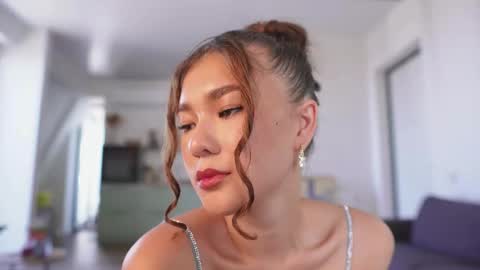 Snapshot of millaya chatting on September 17, 2025, 12:18 pm Millaya online show from September 17, 2025, 12:18 pm