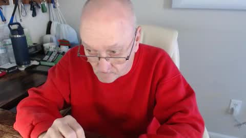 millenium0129 online show from December 2, 2025, 4:57 pm