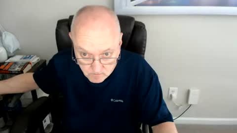 Snapshot of millenium0129 chatting on July 1, 2026, 3:23 pm millenium0129 online show from July 1, 2026, 3:23 pm