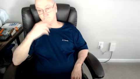 Snapshot of millenium0129 chatting on July 9, 2026, 6:01 pm millenium0129 online show from July 9, 2026, 6:01 pm