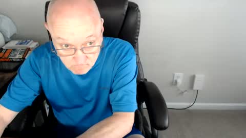 Snapshot of millenium0129 chatting on July 13, 2026, 3:04 pm millenium0129 online show from July 13, 2026, 3:04 pm