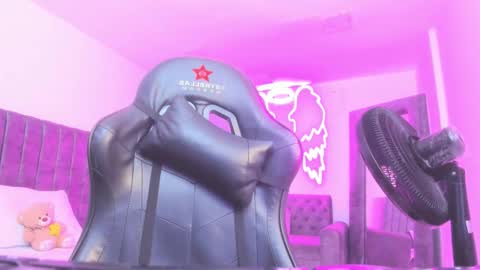 Snapshot of miller_silvana chatting on February 16, 2026, 12:12 pm miller_silvana online show from February 16, 2026, 12:12 pm