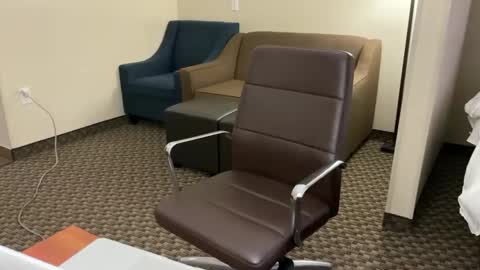 Snapshot of millerjdm chatting on December 12, 2024, 9:26 pm SlimnHungOH online show from December 12, 2024, 9:26 pm