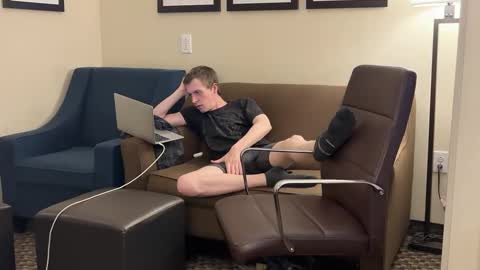 Snapshot of millerjdm chatting on December 13, 2024, 2:43 am SlimnHungOH online show from December 13, 2024, 2:43 am