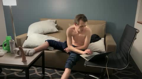 Snapshot of millerjdm chatting on December 15, 2024, 1:35 am SlimnHungOH online show from December 15, 2024, 1:35 am