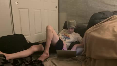 Snapshot of millerjdm chatting on February 6, 2025, 11:04 pm SlimnHungOH online show from February 6, 2025, 11:04 pm