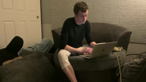 Snapshot of millerjdm chatting on February 7, 2025, 7:59 pm SlimnHungOH online show from February 7, 2025, 7:59 pm