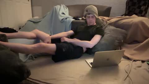 Snapshot of millerjdm chatting on February 9, 2025, 4:25 am SlimnHungOH online show from February 9, 2025, 4:25 am