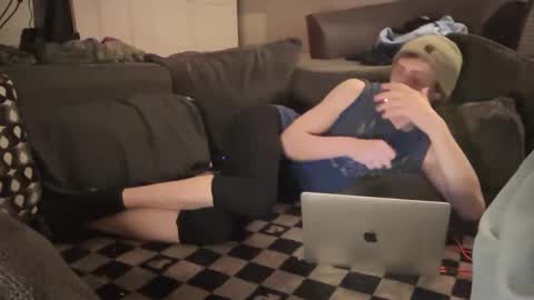 Snapshot of millerjdm chatting on February 27, 2025, 9:04 pm SlimnHungOH online show from February 27, 2025, 9:04 pm