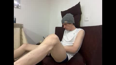 Snapshot of millerjdm chatting on September 25, 2025, 9:51 pm SlimnHungOH online show from September 25, 2025, 9:51 pm