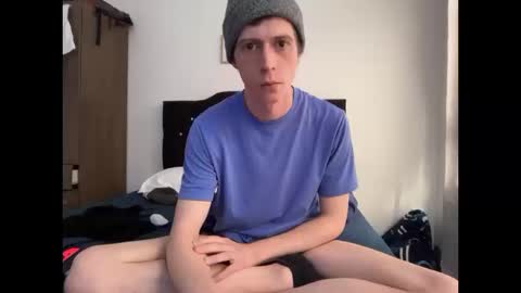 Snapshot of millerjdm chatting on October 15, 2025, 7:36 pm SlimnHungOH online show from October 15, 2025, 7:36 pm