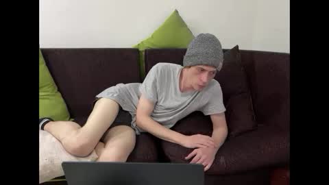 Snapshot of millerjdm chatting on October 18, 2025, 1:30 am SlimnHungOH online show from October 18, 2025, 1:30 am