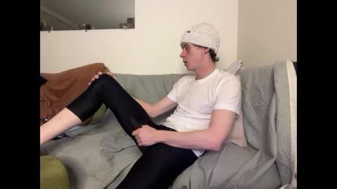 Snapshot of millerjdm chatting on December 13, 2025, 9:42 pm SlimnHungOH online show from December 13, 2025, 9:42 pm