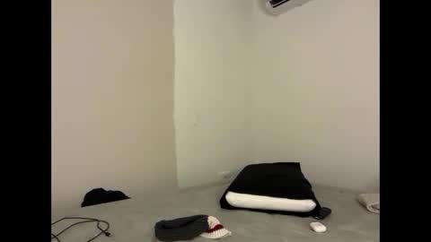 SlimnHungOH online show from January 9, 2026, 11:28 pm