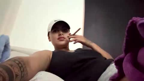 Snapshot of milley_rose chatting on October 19, 2025, 11:55 am Im girl my name is Johana online show from October 19, 2025, 11:55 am