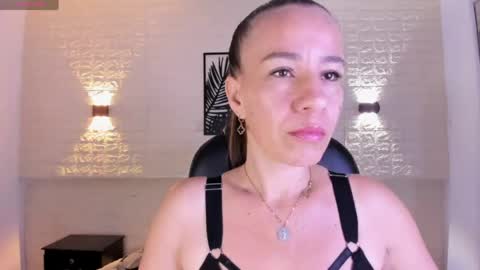 Snapshot of millie_brown21 chatting on May 31, 2026, 12:34 pm Millie online show from May 31, 2026, 12:34 pm