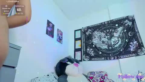 Snapshot of millie_lamar chatting on May 20, 2026, 1:23 am online show from May 20, 2026, 1:23 am