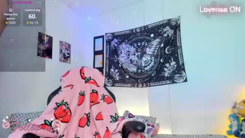 Snapshot of millie_lamar chatting on July 28, 2026, 9:04 am online show from July 28, 2026, 9:04 am