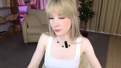 Snapshot of milliebraun chatting on June 22, 2026, 5:48 am Millie online show from June 22, 2026, 5:48 am
