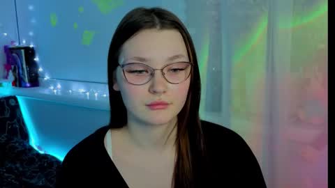 Snapshot of milliedoll chatting on October 9, 2025, 10:02 am Millie online show from October 9, 2025, 10:02 am