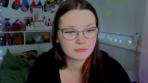 Snapshot of milliedoll chatting on October 20, 2025, 6:03 am Millie online show from October 20, 2025, 6:03 am