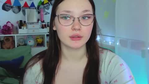 Snapshot of milliedoll chatting on October 24, 2025, 6:32 am Millie online show from October 24, 2025, 6:32 am