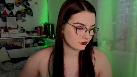 Snapshot of milliedoll chatting on November 7, 2025, 5:29 am Millie online show from November 7, 2025, 5:29 am