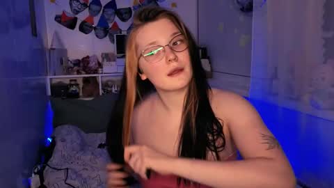 Snapshot of milliedoll chatting on November 22, 2025, 2:05 pm Millie online show from November 22, 2025, 2:05 pm