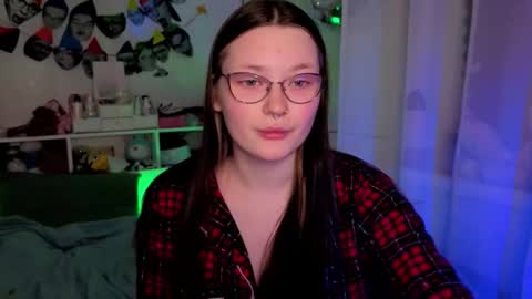 Millie online show from December 22, 2025, 12:51 am