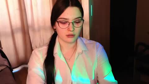 Millie online show from April 23, 2026, 10:36 am