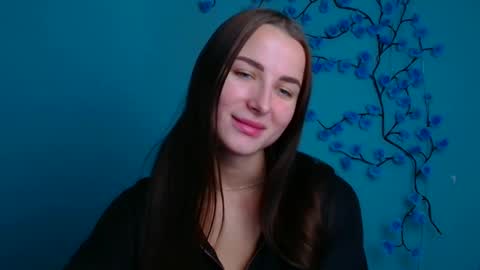 Milly online show from December 15, 2025, 6:50 am