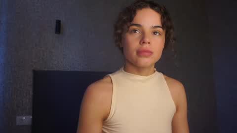 Snapshot of millyclaarss chatting on August 2, 2026, 1:20 pm Linda online show from August 2, 2026, 1:20 pm