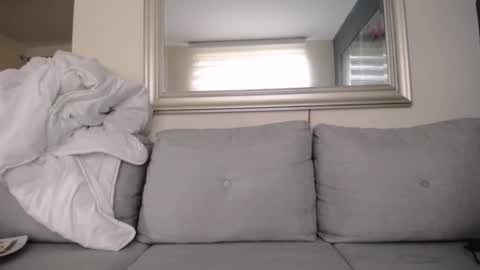 Snapshot of milostructor chatting on March 5, 2025, 7:06 pm miloslove online show from March 5, 2025, 7:06 pm