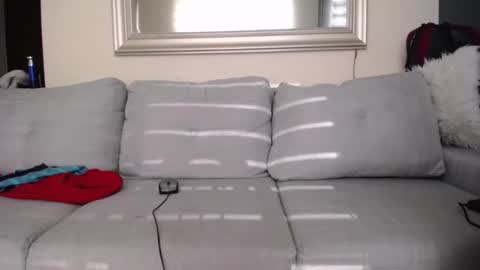 Snapshot of milostructor chatting on September 22, 2025, 12:40 pm miloslove online show from September 22, 2025, 12:40 pm