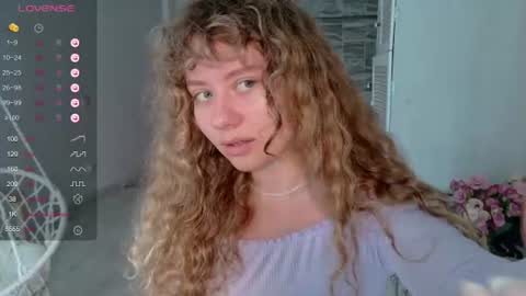 Snapshot of milounee chatting on August 3, 2026, 8:02 am milounee online show from August 3, 2026, 8:02 am