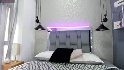Snapshot of milu_beluci chatting on June 19, 2026, 2:21 pm Milu Belucci online show from June 19, 2026, 2:21 pm