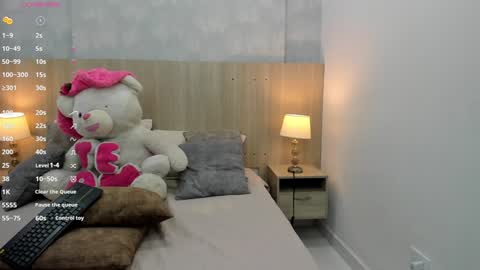 Snapshot of milu_gomez chatting on December 12, 2024, 9:58 pm Milu Gomez online show from December 12, 2024, 9:58 pm