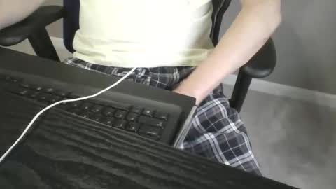 milwaukeebadger24 online show from January 7, 2026, 2:19 pm