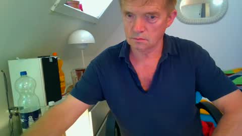 Snapshot of milymen26 chatting on July 11, 2026, 6:43 pm Milymen26 Polish man master fereskik straight mature online show from July 11, 2026, 6:43 pm