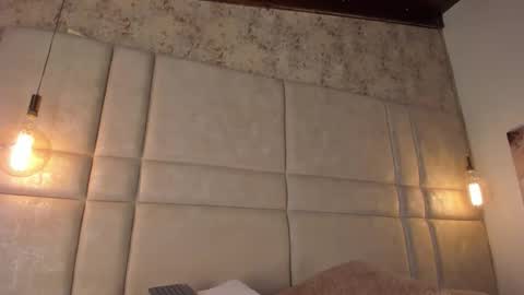 Snapshot of milyy_vermont chatting on October 18, 2025, 7:58 pm Milyy online show from October 18, 2025, 7:58 pm