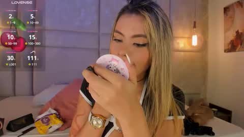 Snapshot of milyy_vermont chatting on February 7, 2026, 8:23 pm Milyy online show from February 7, 2026, 8:23 pm