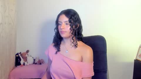 Snapshot of mimi_sa chatting on May 11, 2026, 1:22 am Mimii online show from May 11, 2026, 1:22 am