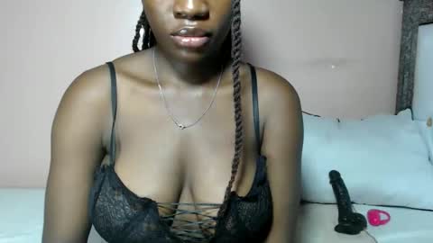 Snapshot of mimiebony chatting on May 25, 2026, 6:41 am mimiebony online show from May 25, 2026, 6:41 am