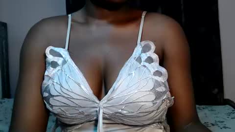 mimiebony online show from July 13, 2026, 7:55 am